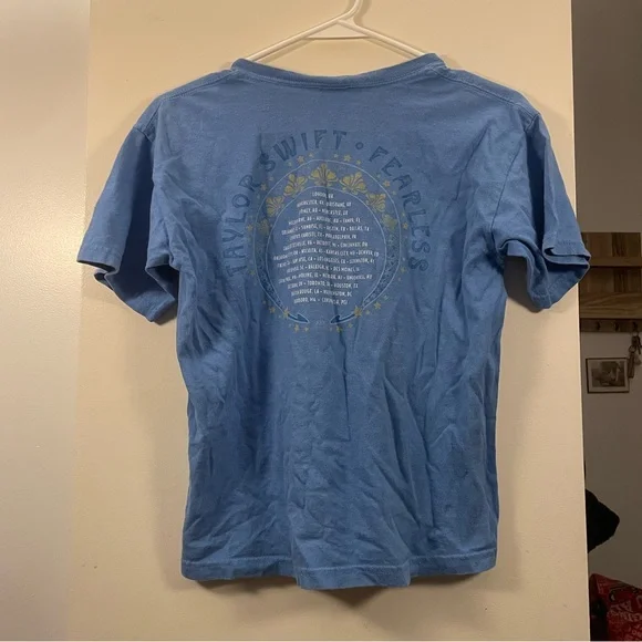 Taylor Swift 2009-2010 Fearless Tour T-Shirt - Picture 2 of 3